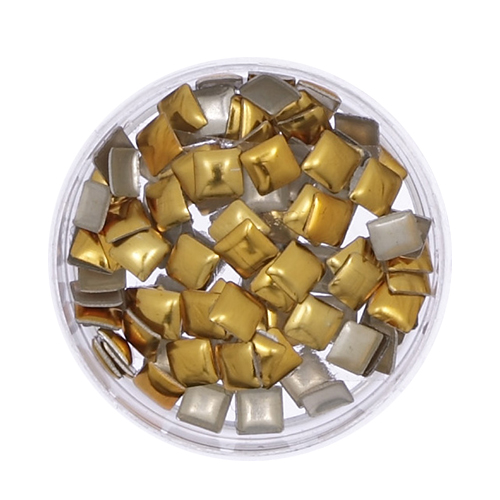 Art Selection スクエアスタッズ